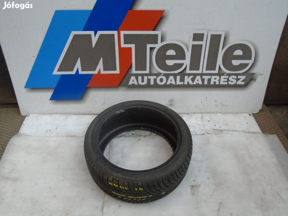 [HASZNÁLT] NOKIAN - WR SHOWPROOF P (téli) - 245/40R19  98V ,  dot: 40